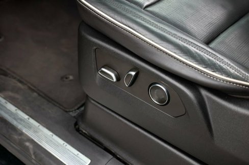 Used 2021 Cadillac Escalade ESV Premium Luxury image 48