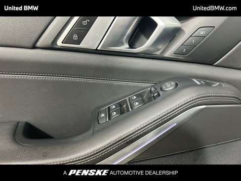 Certified 2022 BMW X5 sDrive40i w/ Premium Package image 11
