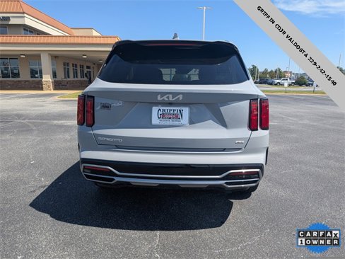 Used 2023 Kia Sorento SX image 4