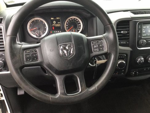 Used 2017 RAM 1500 Express image 22