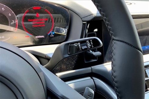 New 2025 Porsche Panamera 4 image 36
