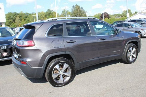 Used 2020 Jeep Cherokee Limited image 28