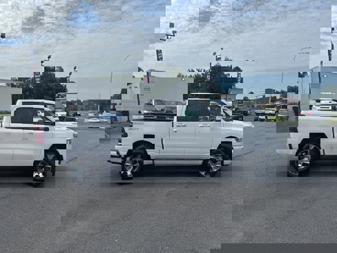 Used 2023 RAM 1500 Laramie image 5