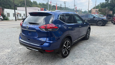 Used 2017 Nissan Rogue SL image 7