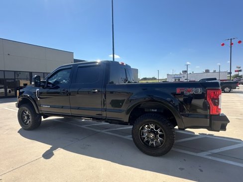 Used 2017 Ford F250 Lariat w/ Lariat Ultimate Package image 10