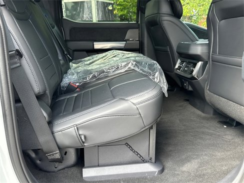 New 2025 Ford F250 Platinum image 15