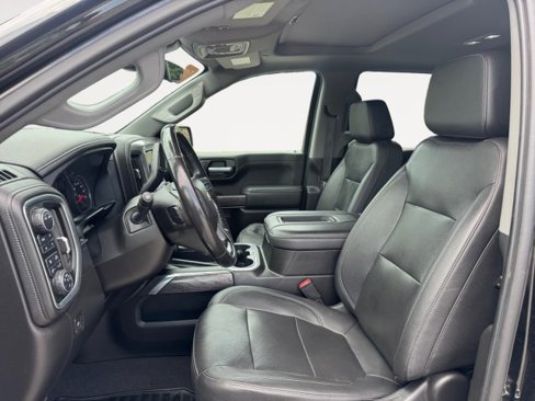 Used 2021 Chevrolet Silverado 1500 LTZ w/ Technology Package image 9