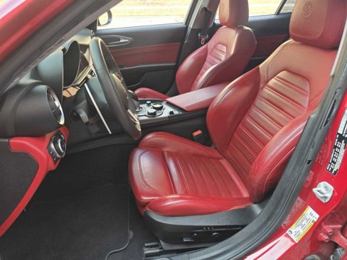 Used 2019 Alfa Romeo Giulia Ti Sport w/ Quick Order Package 22S Sport image 6