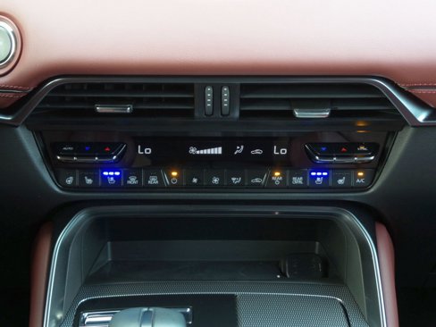 Certified 2025 MAZDA CX-70 Plug-In Hybrid w/ Premium Plus image 14