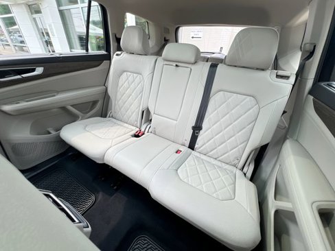 New 2025 Volkswagen Atlas SEL Premium R-Line image 22