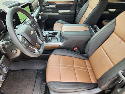 New 2025 Chevrolet Silverado 1500 High Country w/ Technology Package image 10
