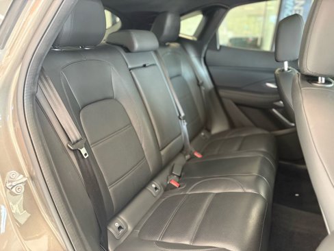 Used 2022 Jaguar E-PACE SE image 23