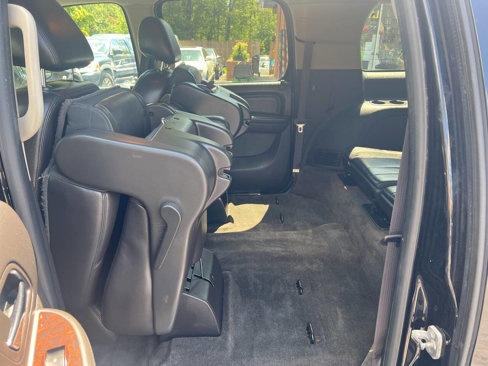 Used 2013 GMC Yukon XL Denali image 17