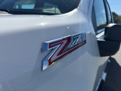 New 2026 Chevrolet Silverado 2500 LT w/ Z71 Chrome Sport Edition image 12