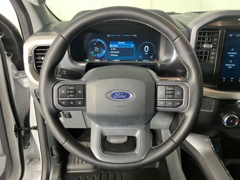 Used 2023 Ford F150 Lightning XLT image 17