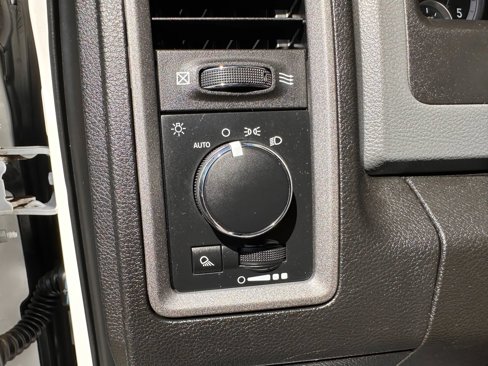 Used 2018 RAM 2500 Tradesman w/ Chrome Appearance Group image 14