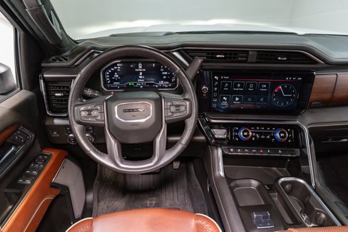 Used 2024 GMC Sierra 2500 Denali Ultimate image 14