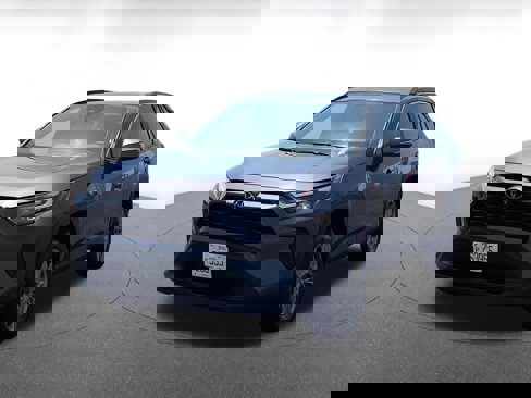 Used 2024 Toyota RAV4 XLE image 7