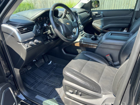 Used 2020 Chevrolet Suburban LT image 12