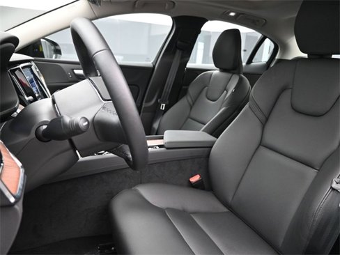 Used 2025 Volvo S60 B5 Plus w/ Protection Package Premier image 9