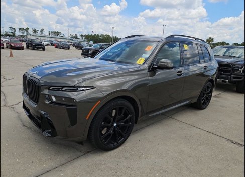 Used 2024 BMW X7 xDrive40i w/ M Sport Package image 1