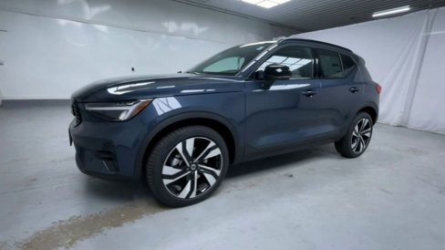 New 2026 Volvo XC40 B5 Plus w/ Protection Package Premier image 20