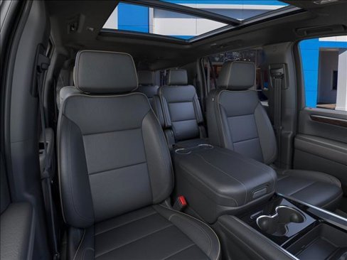 New 2025 Chevrolet Suburban Premier image 16