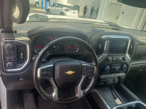 Used 2022 Chevrolet Silverado 2500 LTZ w/ LTZ Convenience Package image 17