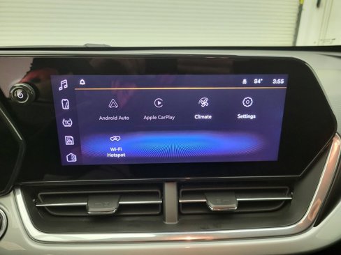 Used 2024 Chevrolet Trax LT image 6