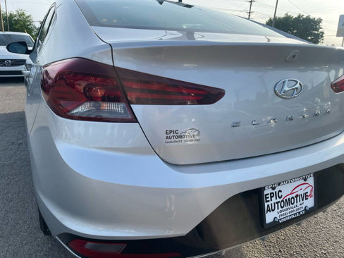 Used 2019 Hyundai Elantra SEL w/ Cargo Package image 17