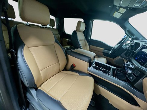 New 2025 Ford F250 Lariat w/ Chrome Package image 28