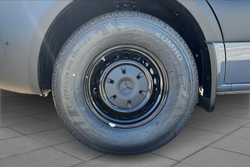 New 2025 Mercedes-Benz Sprinter 2500 image 11