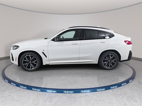 New 2025 BMW X4 M40i image 8
