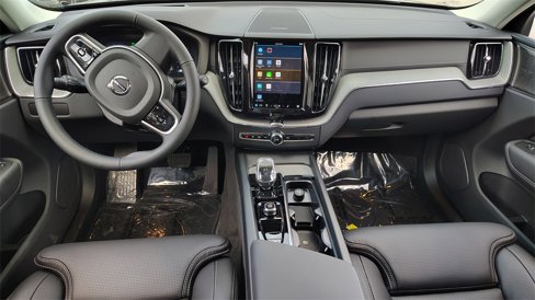 New 2025 Volvo XC60 B5 Ultra w/ Protection Package Premier image 8
