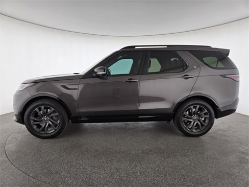 Used 2022 Land Rover Discovery S R-Dynamic image 6
