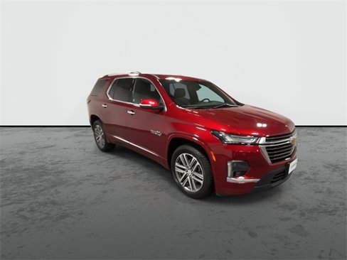 Used 2023 Chevrolet Traverse High Country image 2