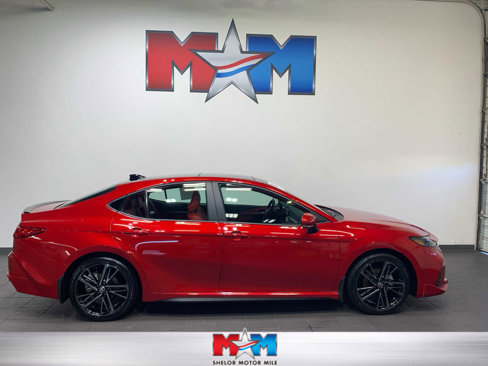 Used 2025 Toyota Camry XSE image 1