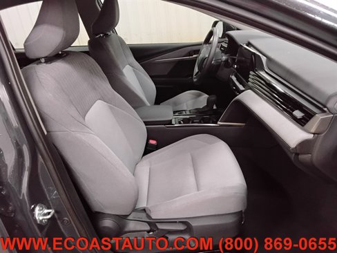 Used 2025 Toyota Camry XSE image 14