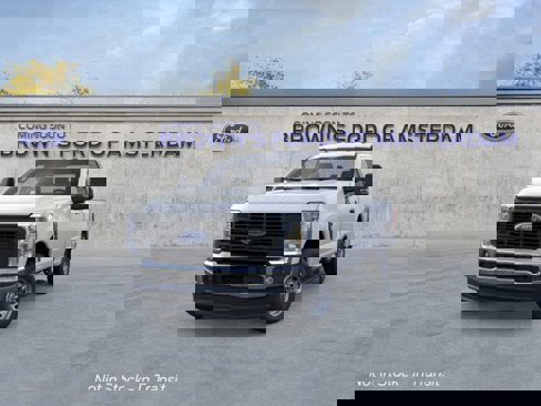 New 2026 Ford F350 4x4 Regular Cab Super Duty image 2