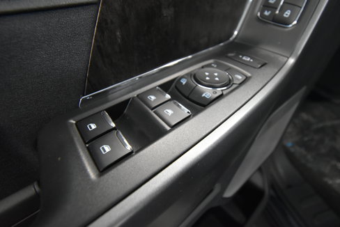 New 2025 Ford F250 Lariat w/ Lariat Ultimate Package image 4