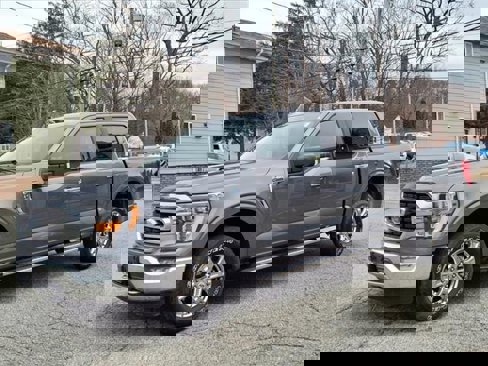 Certified 2021 Ford F150 XLT w/ Equipment Group 302A High image 3