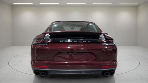 Used 2019 Porsche Panamera 4 image 4