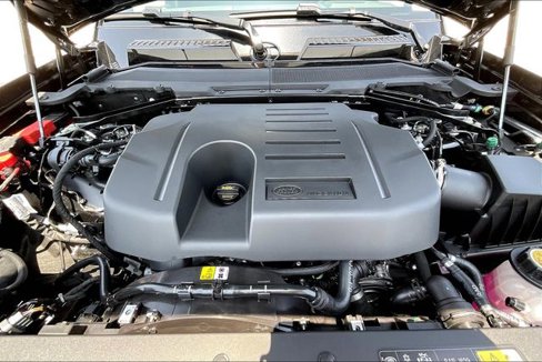 New 2025 Land Rover Defender 110 X image 12
