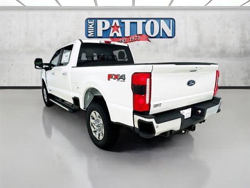 New 2025 Ford F250 Lariat w/ Chrome Package image 5
