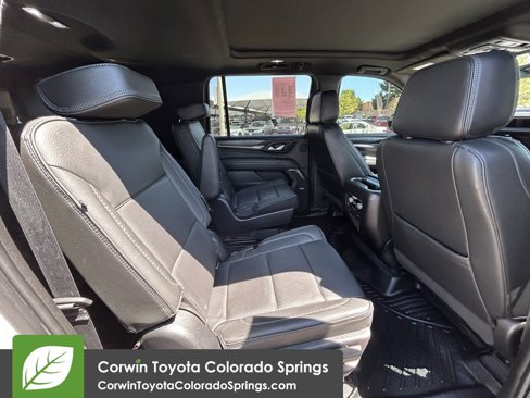 Used 2022 GMC Yukon XL Denali image 27