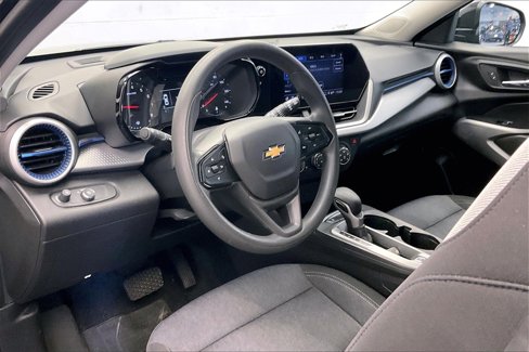 Used 2024 Chevrolet Trax LS w/ LS Convenience Package image 13