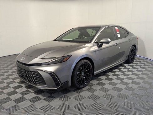 New 2026 Toyota Camry SE image 2
