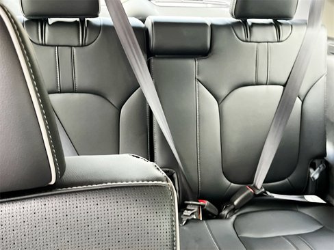 Used 2024 Honda Pilot Elite image 28