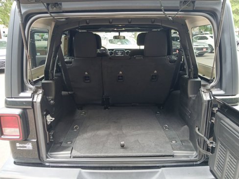 Used 2023 Jeep Wrangler Sport S image 22
