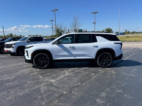 New 2026 Chevrolet Traverse RS w/ LPO, Floor Liner Package image 2